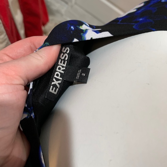 Beautiful Floral Dress - Picture 10 of 10